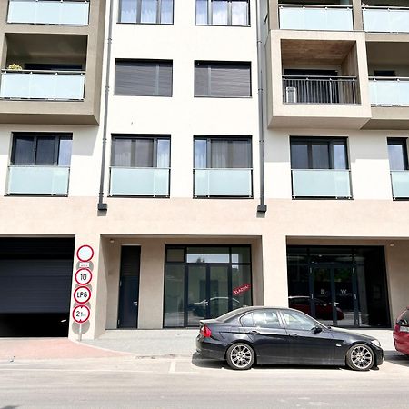 New 2022 Family&Friends Downtown Ac 3Br 2Ba Free Parking Big Balcony Near Metro&Train Station Self Check-In Apt Budapest Esterno foto