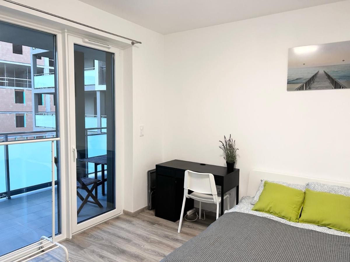 New 2022 Family&Friends Downtown Ac 3Br 2Ba Free Parking Big Balcony Near Metro&Train Station Self Check-In Apt Budapest Esterno foto