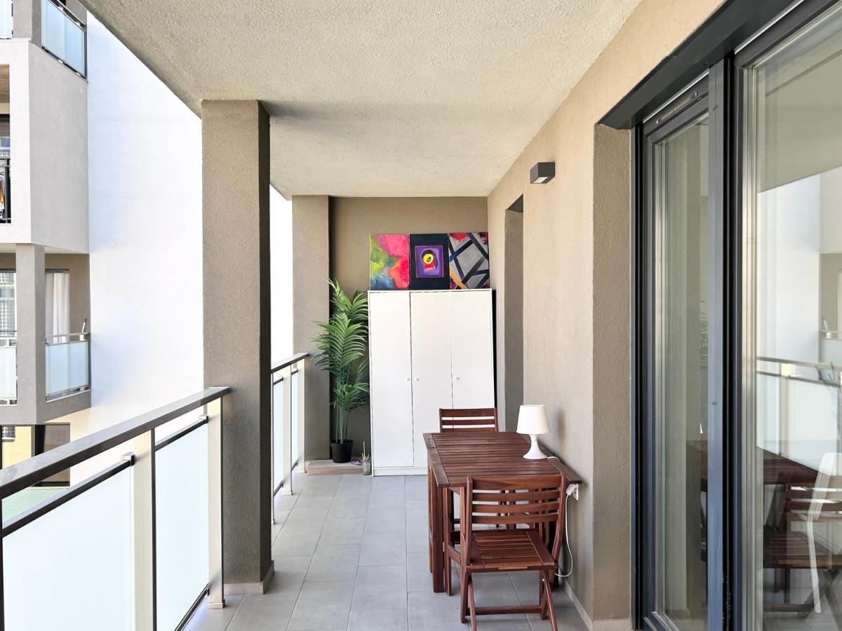 New 2022 Family&Friends Downtown Ac 3Br 2Ba Free Parking Big Balcony Near Metro&Train Station Self Check-In Apt Budapest Esterno foto