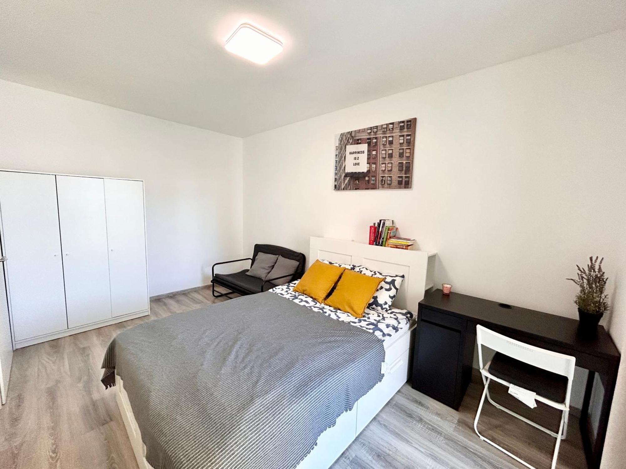 New 2022 Family&Friends Downtown Ac 3Br 2Ba Free Parking Big Balcony Near Metro&Train Station Self Check-In Apt Budapest Esterno foto